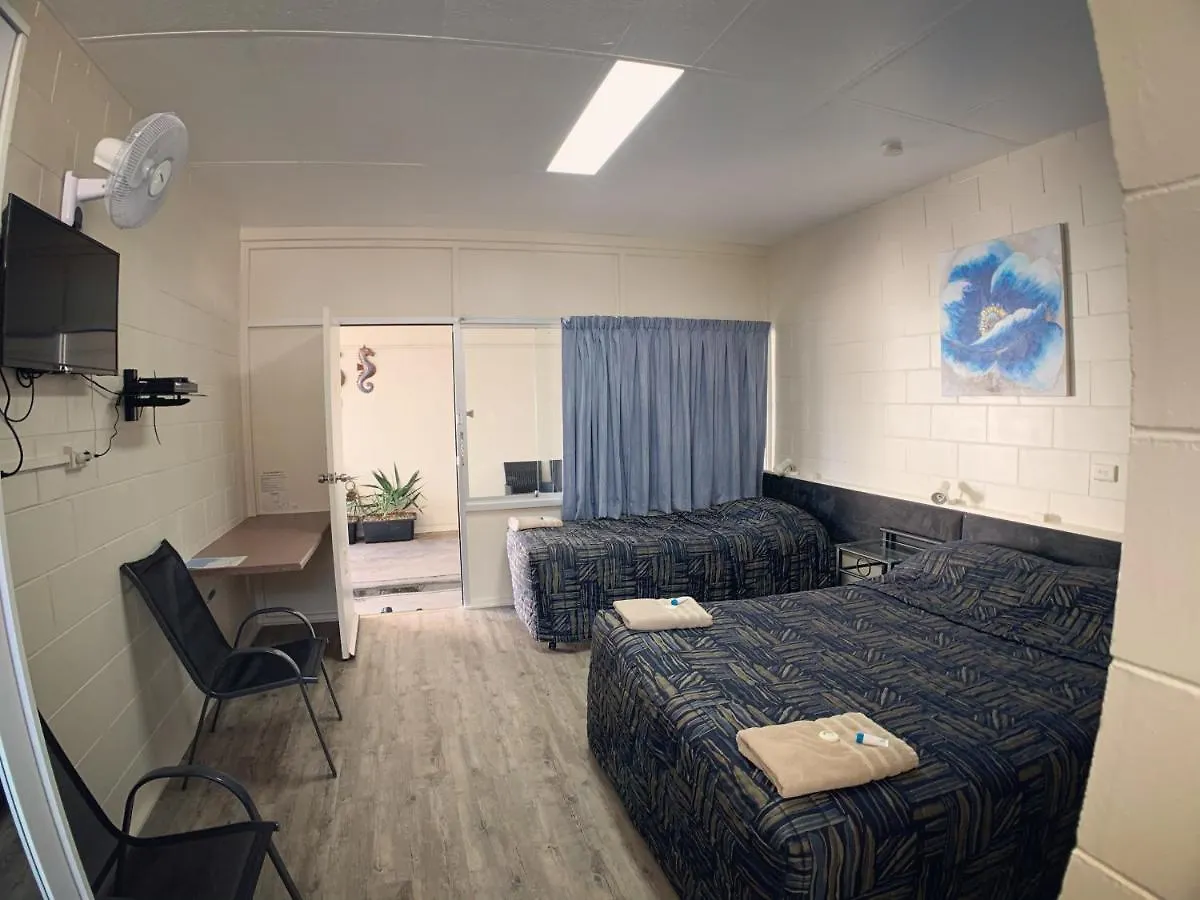 Tropical City Motor Inn Ayr Motell